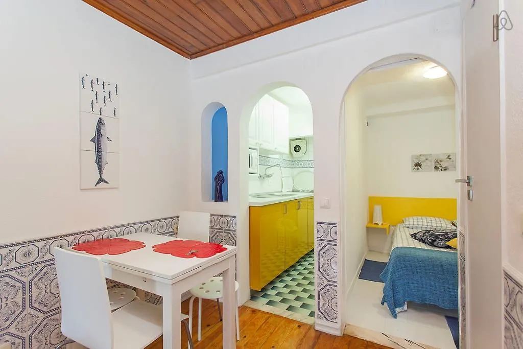 Santo Antonio House Guest House Lisbon 0*,